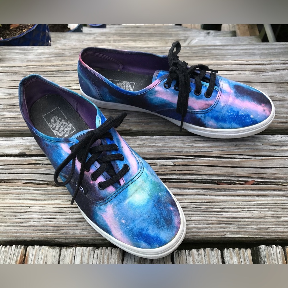 VANS Womens 9 Mens 7.5 Space Pattern Canvas Lace Up Sneakers Shoes